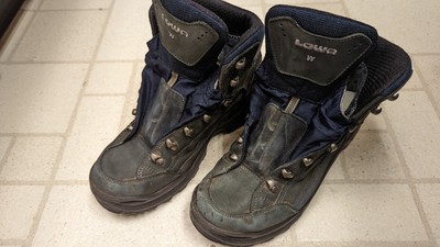 Lowa Renegade GTX Mid Wide Gore Tex 